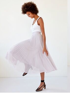 Aritzia Wilfred Twirl Lilac Pleated Chiffon Midi Skirt size XS